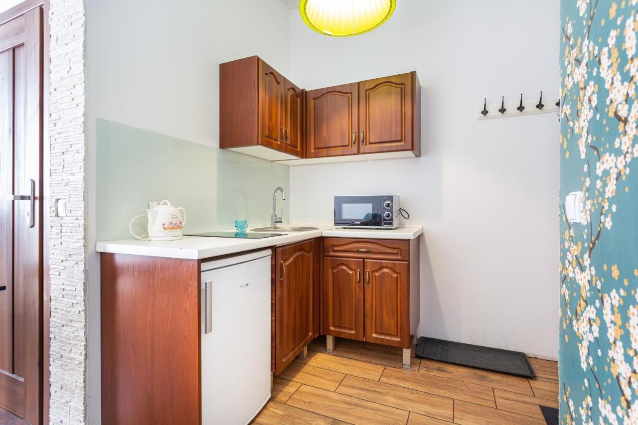 Lupolo Apartments Skwerowa Краков Экстерьер фото