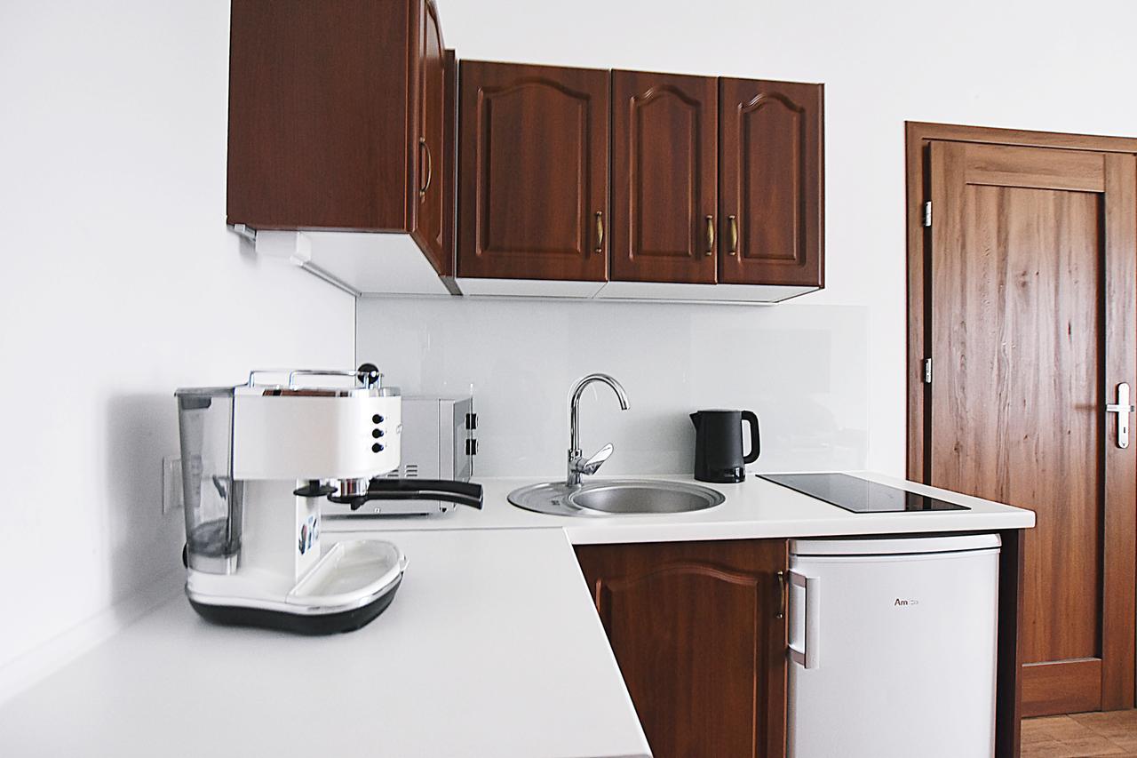 Lupolo Apartments Skwerowa Краков Экстерьер фото